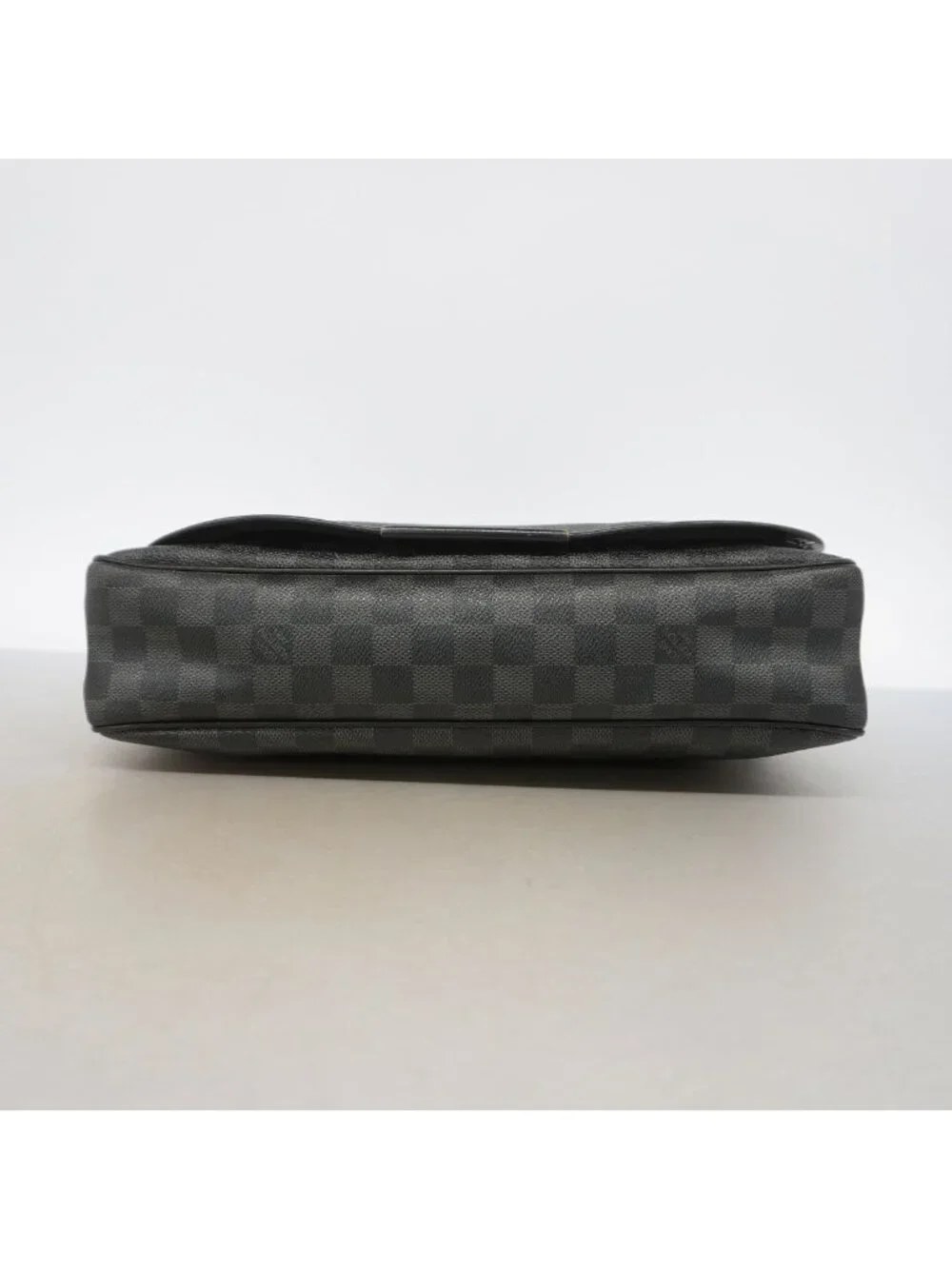 Louis Vuitton Shoulder Bag Damier Graphite Daniel MM Black Gray